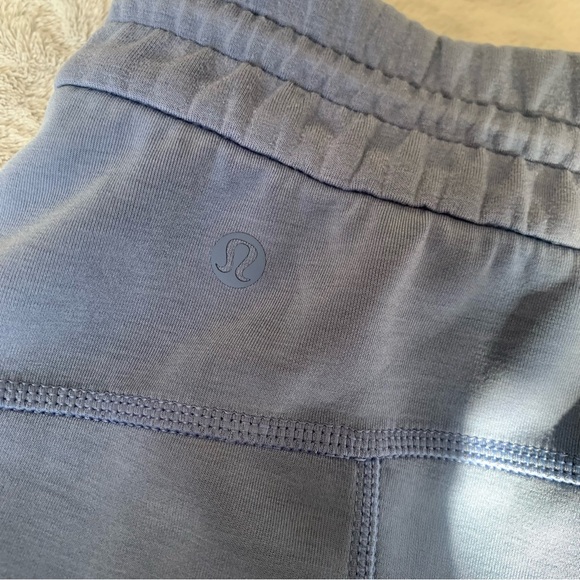 Lululemon Softstreme High-Rise Short 4" Women’s Sz 12 Oasis Blue - Picture 6 of 9